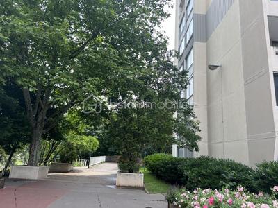 Appartement - 92 m² - 5 pièces