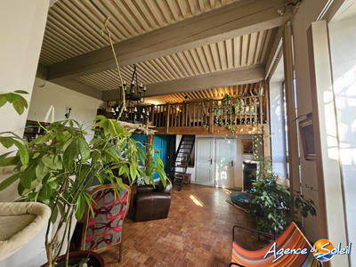 Château - 185 m² - 8 pièces