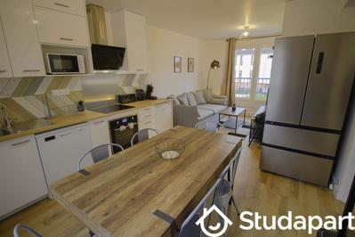 Chambre - 13 m² - 1 pièce