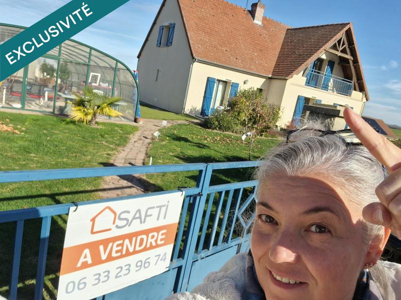 Maison - 216 m² - 6 pièces