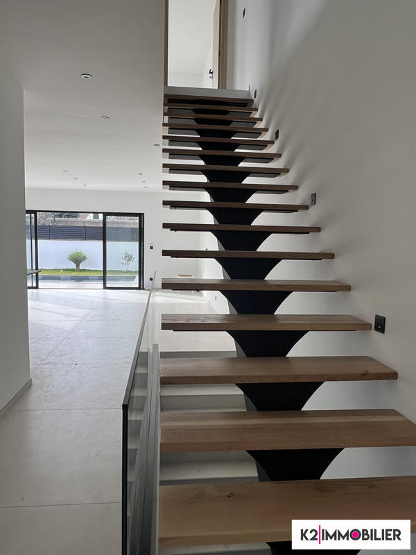 Villa - 168 m² - 5 pièces