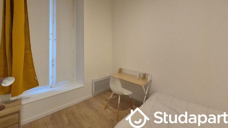 Chambre - 67 m² - 1 pièce