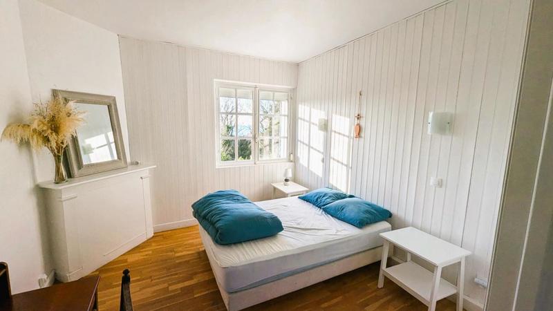 Villa - 152 m² - 8 pièces