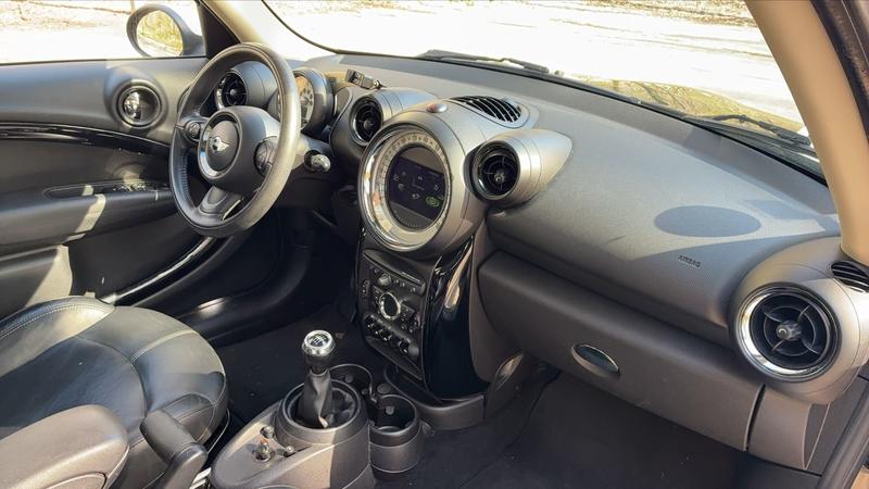 Mini Countryman II 1.6 Cooper 122 Red Hot Chili - Toit ouvrant