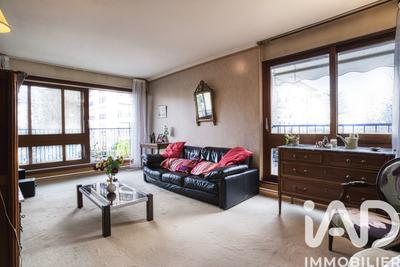 Appartement - 90 m² - 5 pièces