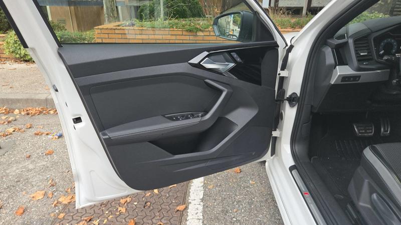 Audi A1 sportback 1.0 Tfsi 116 s-Tronic7 s line - Entretien constructeur