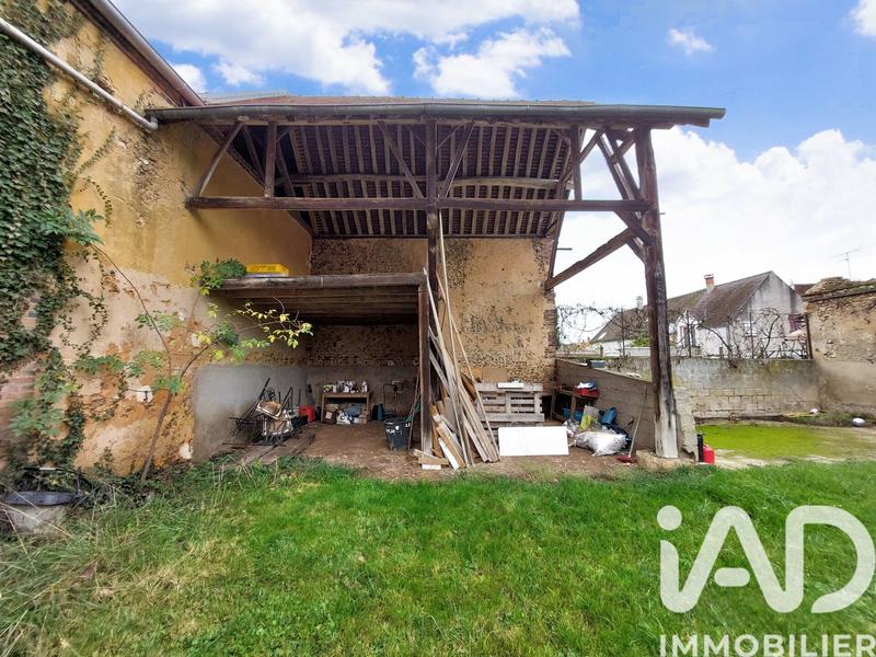 Maison - 185 m² - 10 pièces