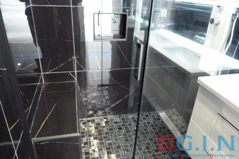 Maison - 173 m² - 7 pièces