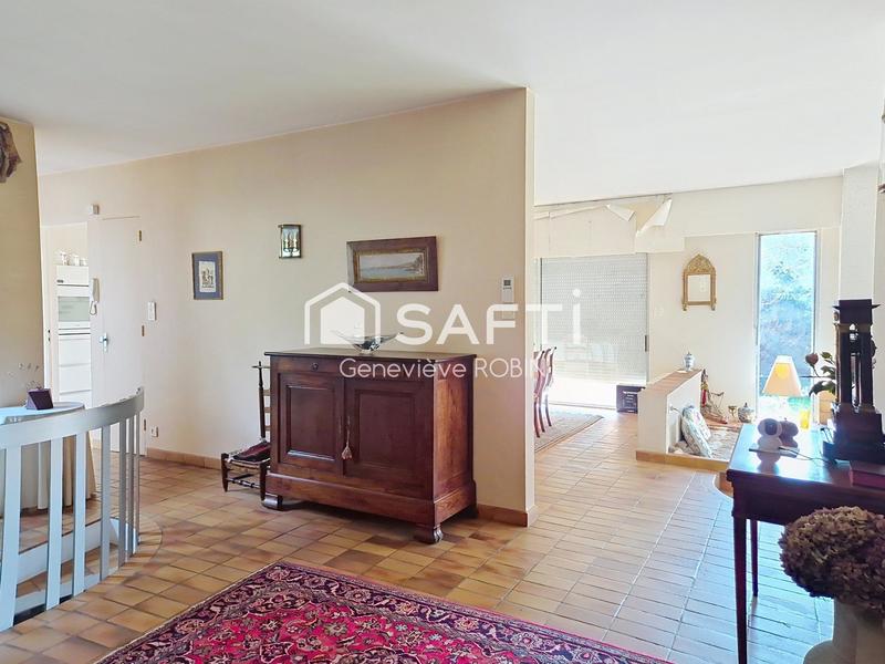 Maison - 151 m² - 6 pièces