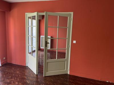 Appartement - 118 m² - 6 pièces