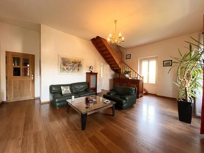 Appartement - 133 m² - 5 pièces