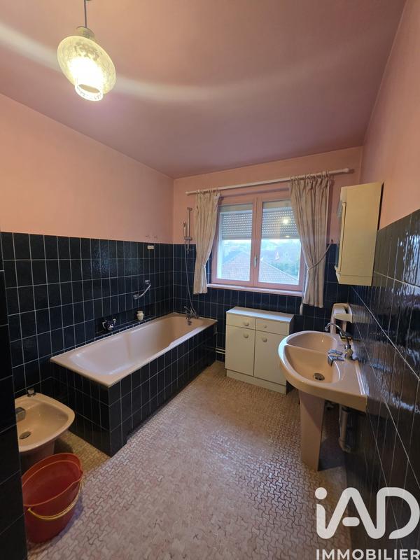 Maison - 208 m² - 7 pièces