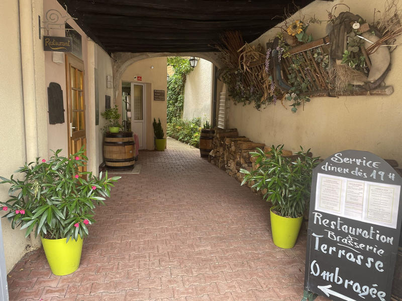 Fonds de commerce - 764 m²