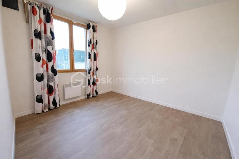 Maison - 100 m² - 6 pièces