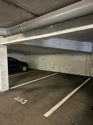 Parking / Garage - 12 m²