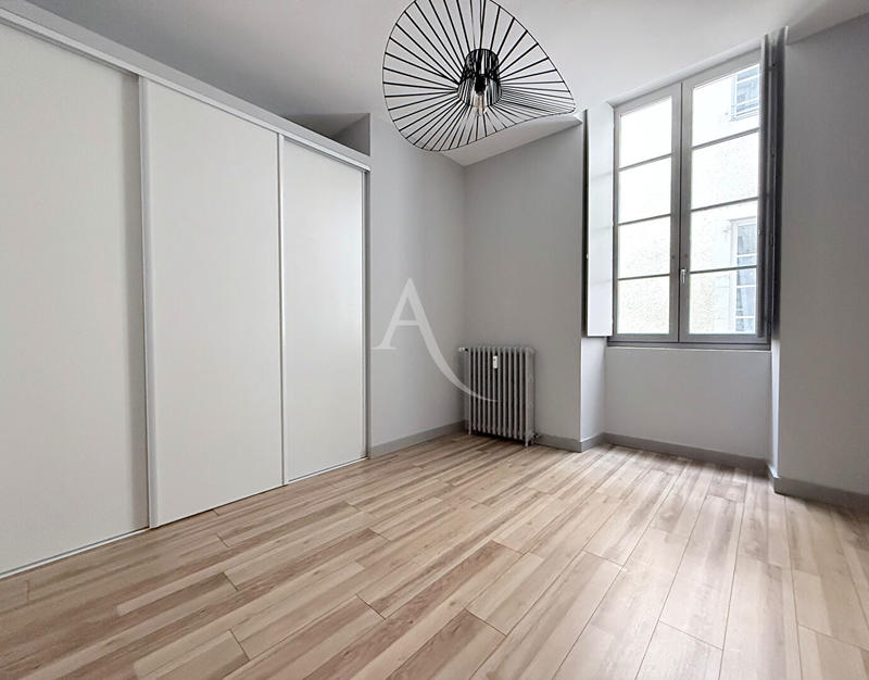 Appartement - 98 m² - 3 pièces