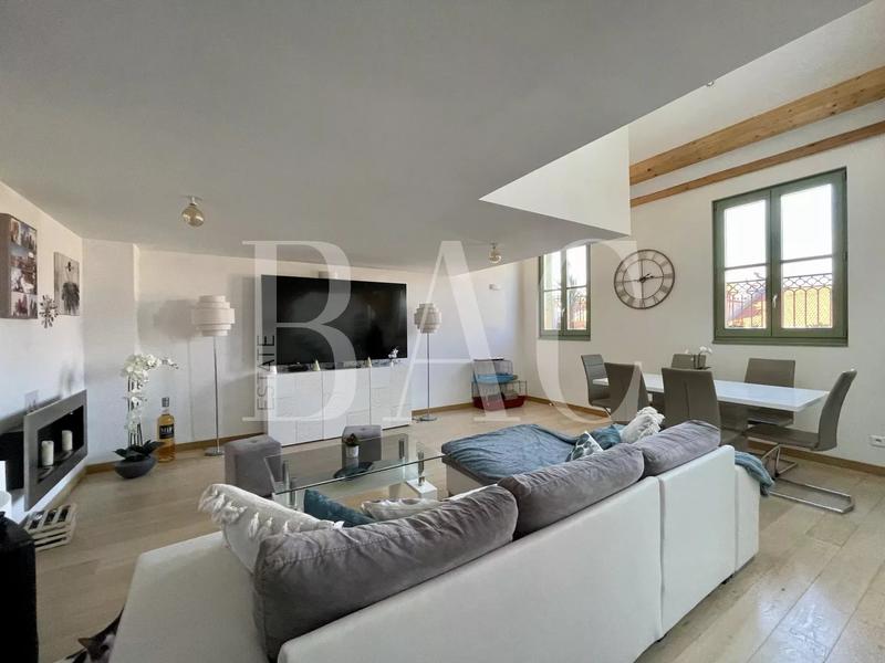 Duplex - 155 m² - 5 pièces