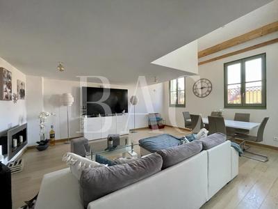 Duplex - 155 m² - 5 pièces