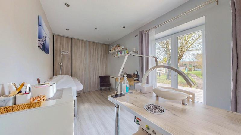 Maison - 85 m² - 4 pièces