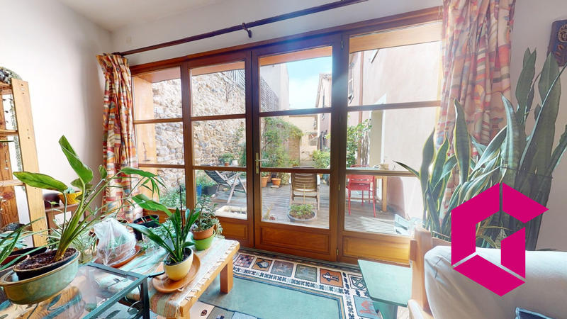 Maison - 177 m² - 7 pièces