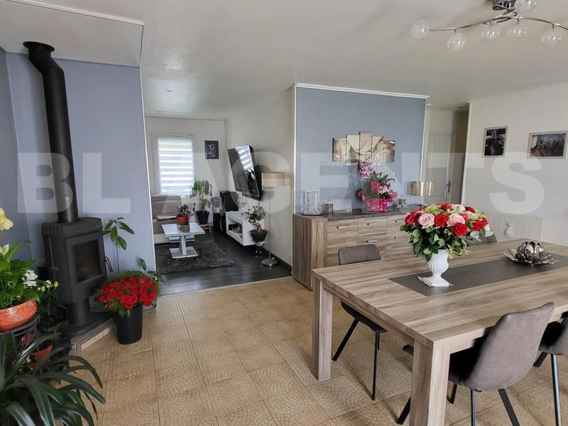 Maison traditionnelle - 130 m² - 7 pièces