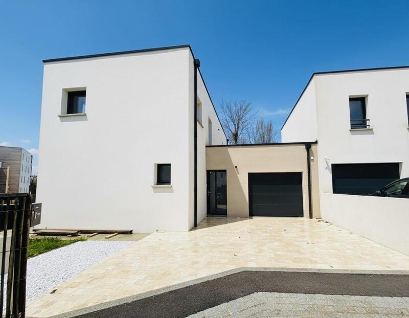 Maison - 138 m² - 6 pièces