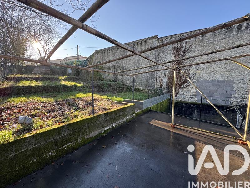 Maison de village - 162 m² - 9 pièces