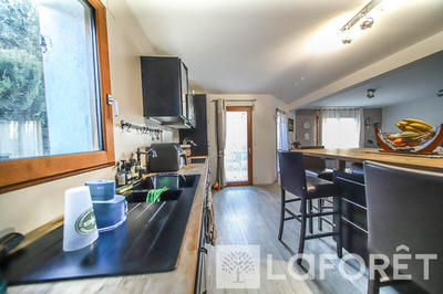 Maison - 103 m² - 5 pièces