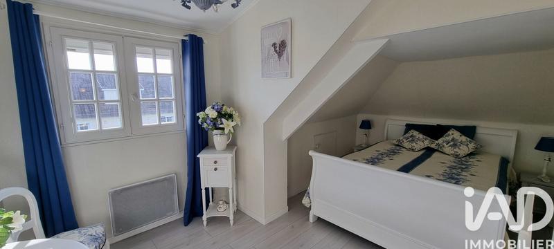 Maison - 95 m² - 5 pièces