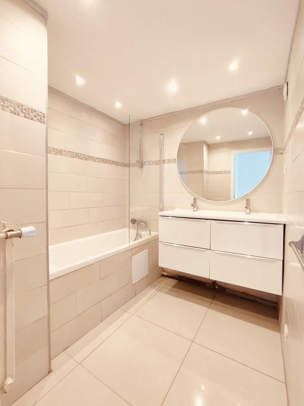 Appartement - 96 m² - 4 pièces