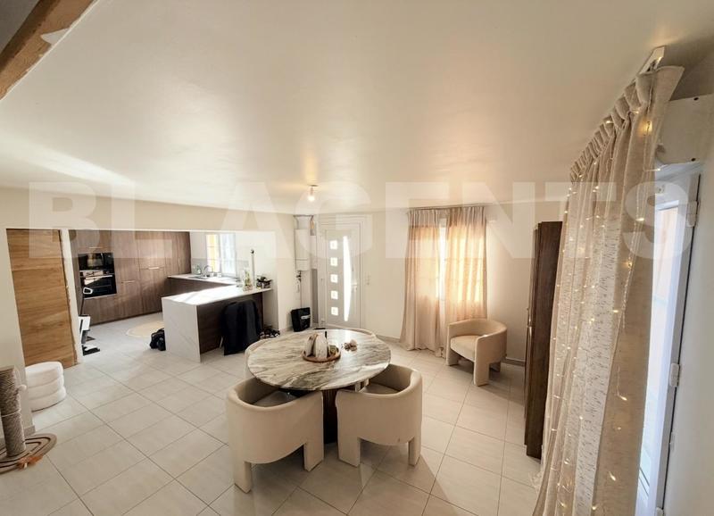 Maison - 110 m² - 5 pièces