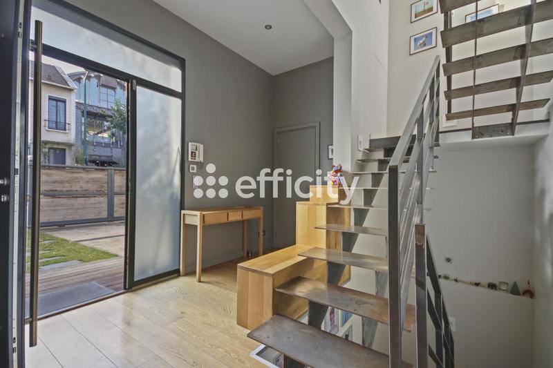 Villa - 145 m² - 6 pièces