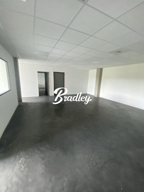 Bureau - 144 m²