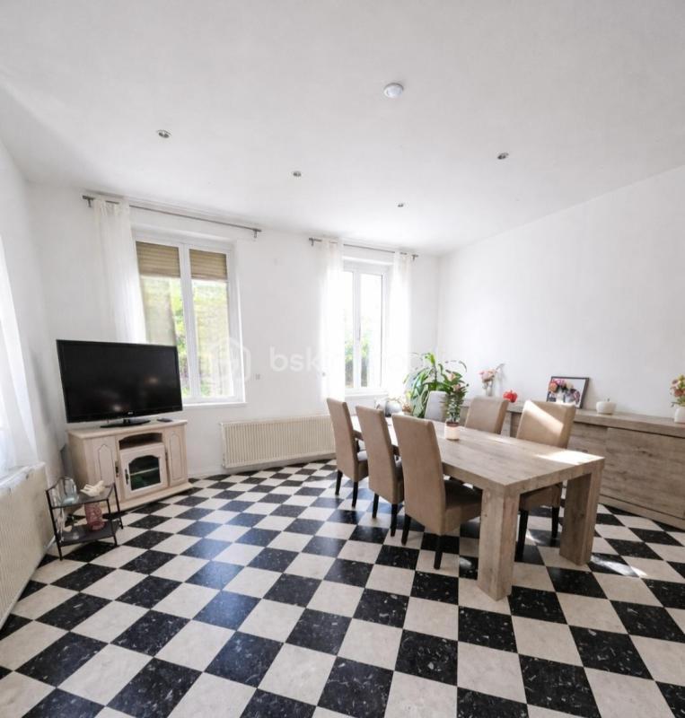 Maison - 113 m² - 5 pièces