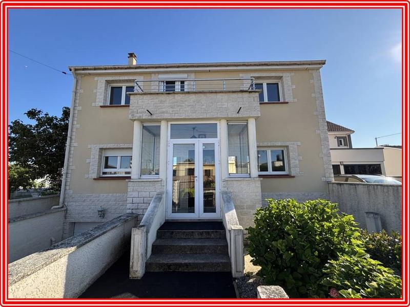 Maison - 140 m² - 6 pièces
