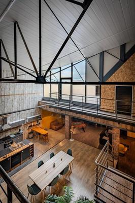 Duplex - 267 m² - 8 pièces