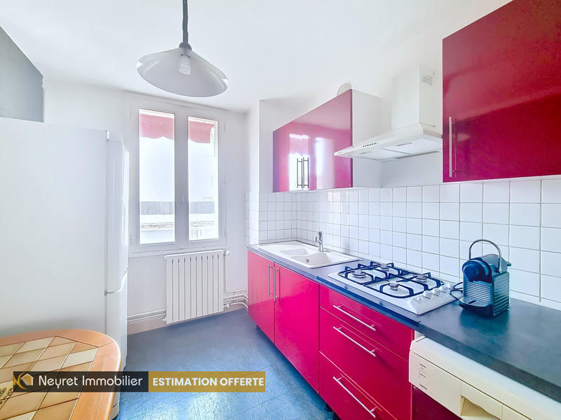 Appartement - 64 m² - 4 pièces