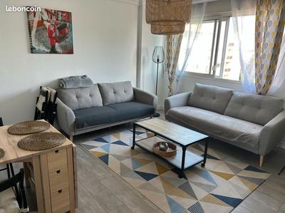 Appartement - 90 m² - 6 pièces