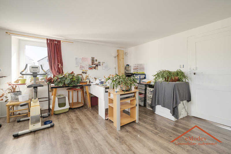Local d'activités - 263 m²