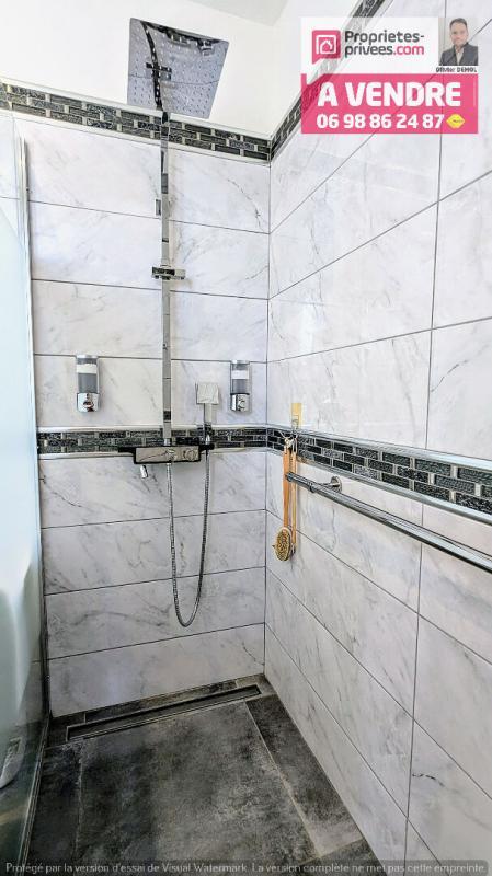 Maison - 213 m² - 6 pièces