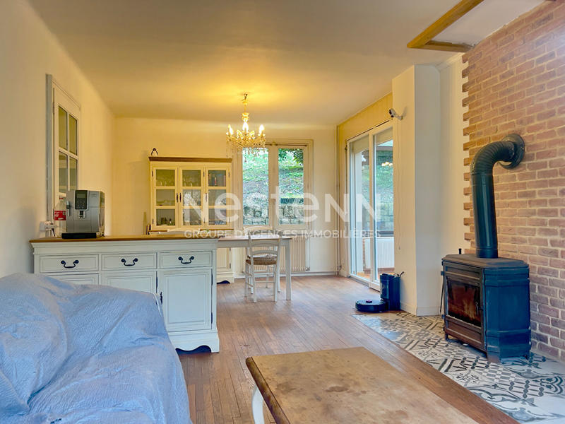 Maison - 107 m² - 6 pièces