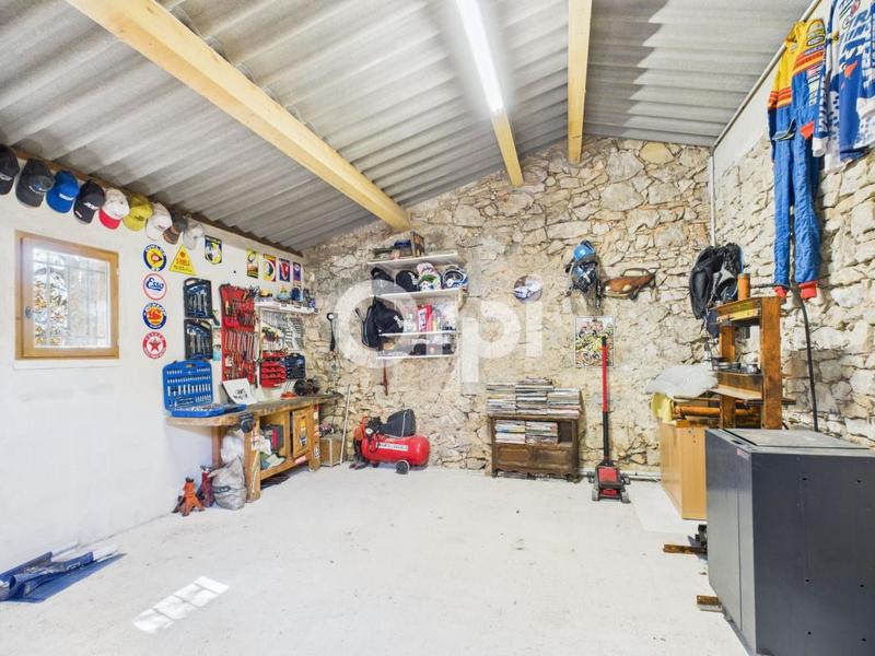 Mas - 188 m² - 4 pièces