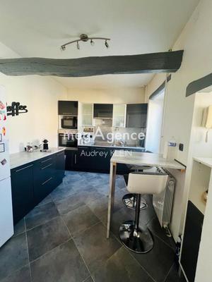 Maison de ville - 76 m² - 4 pièces