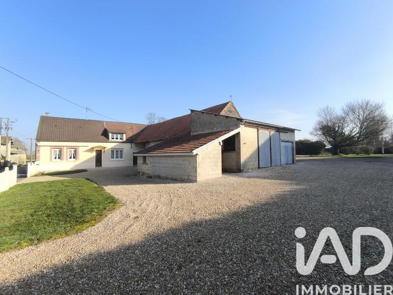 Maison - 203 m² - 5 pièces