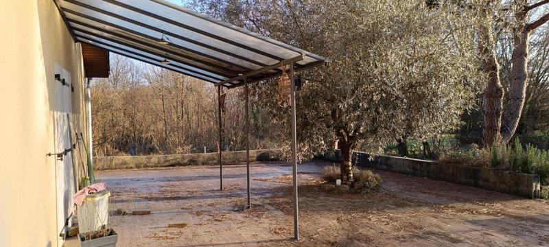 Maison - 96 m² - 5 pièces