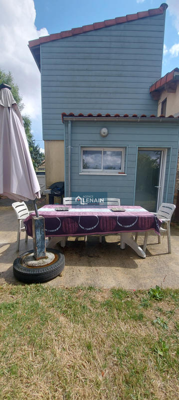 Maison - 121 m² - 7 pièces