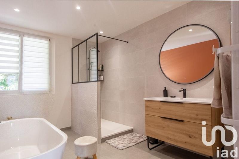 Appartement - 197 m² - 5 pièces