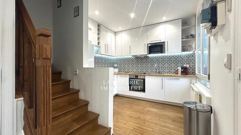 Appartement - 65 m² - 4 pièces