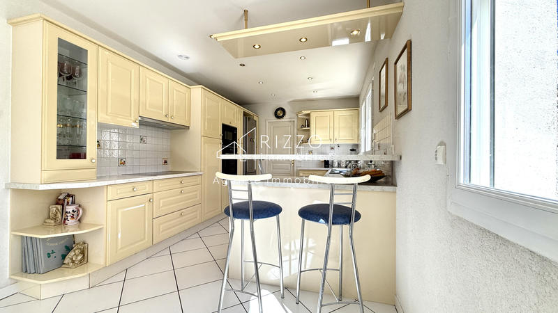 Maison - 149 m² - 5 pièces