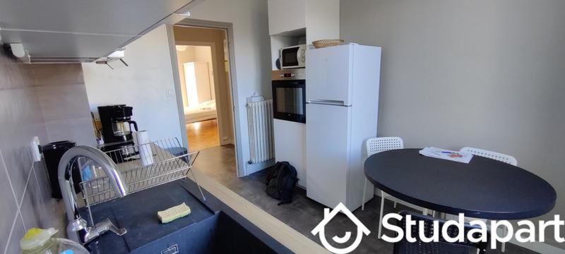 Chambre - 11 m² - 1 pièce